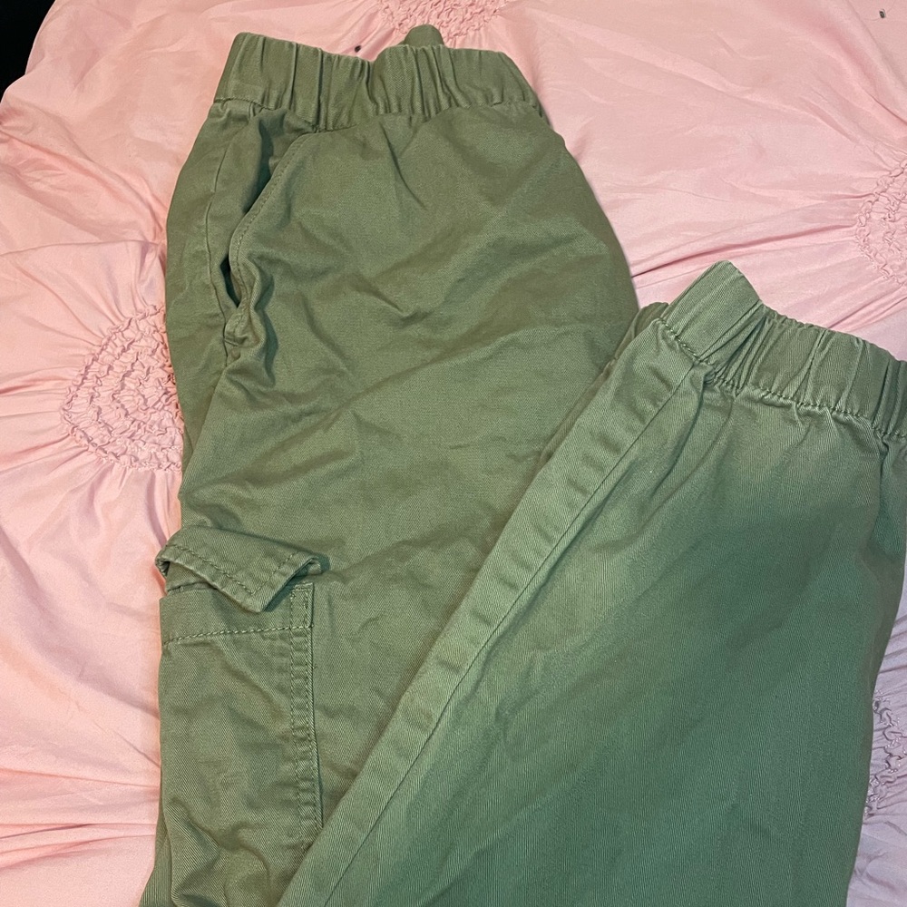Divided Cargos by H&M